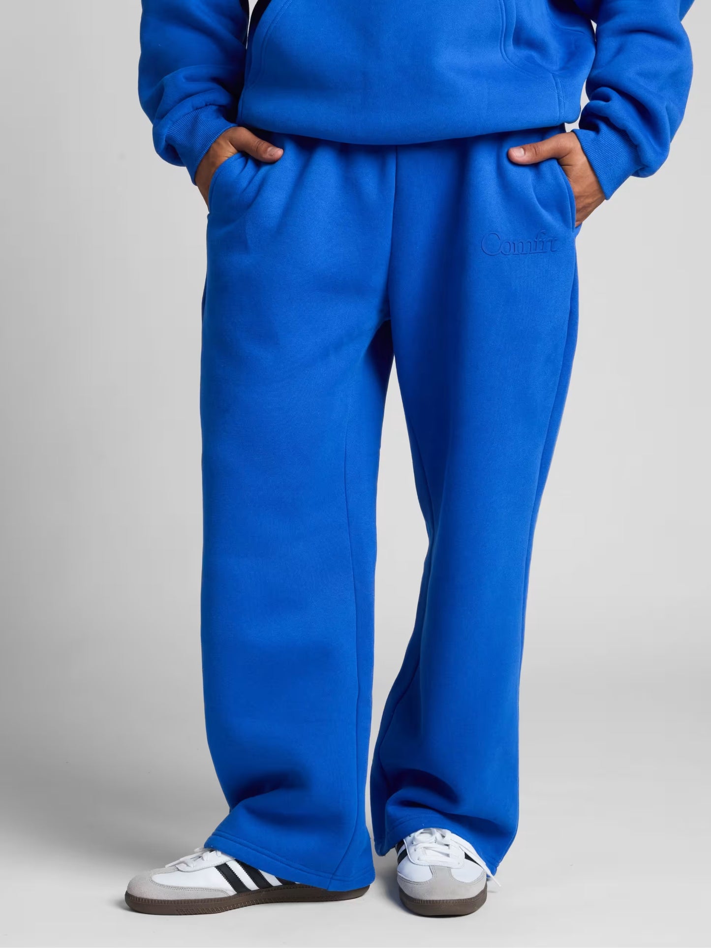 Minimalist Straight Leg Sweatpant