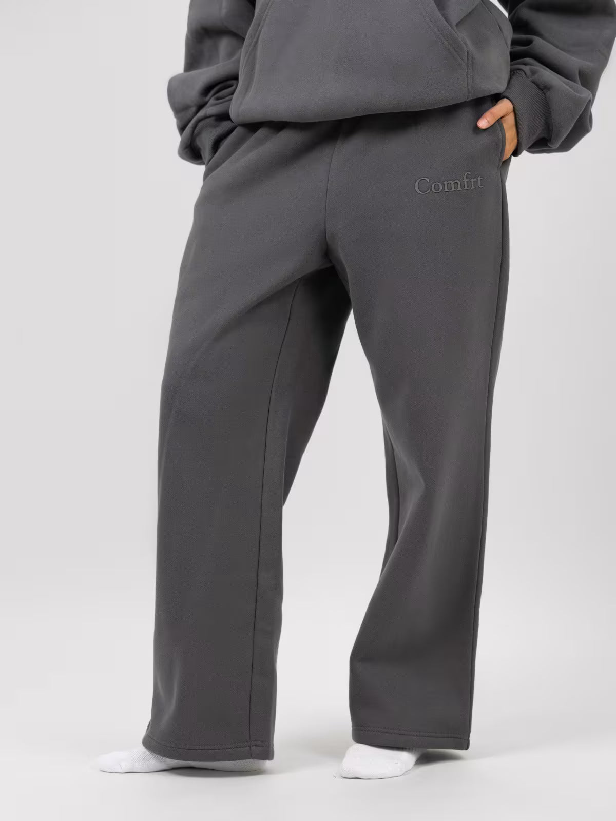 Minimalist Straight Leg Sweatpant