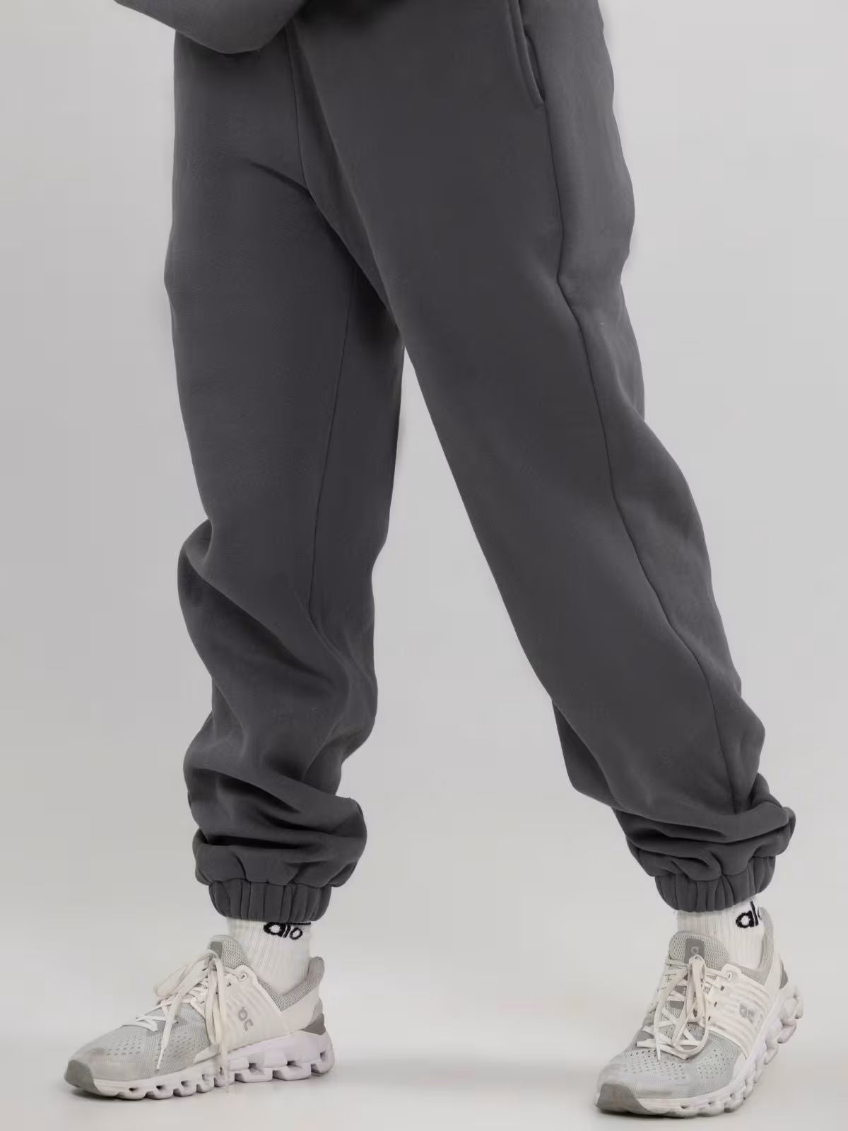 Essential Travel Sweatpants