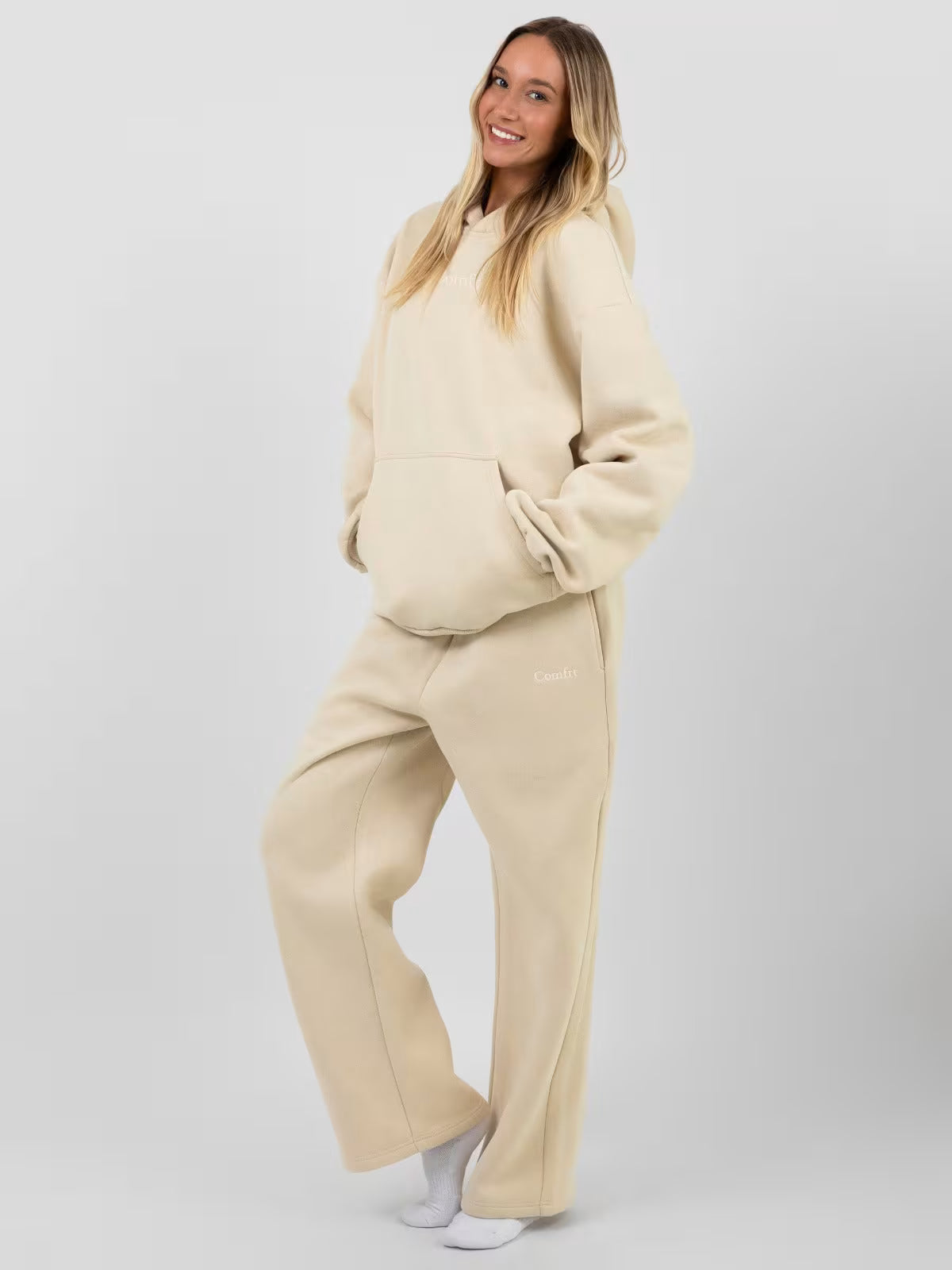 Signature Straight Leg Sweatpant
