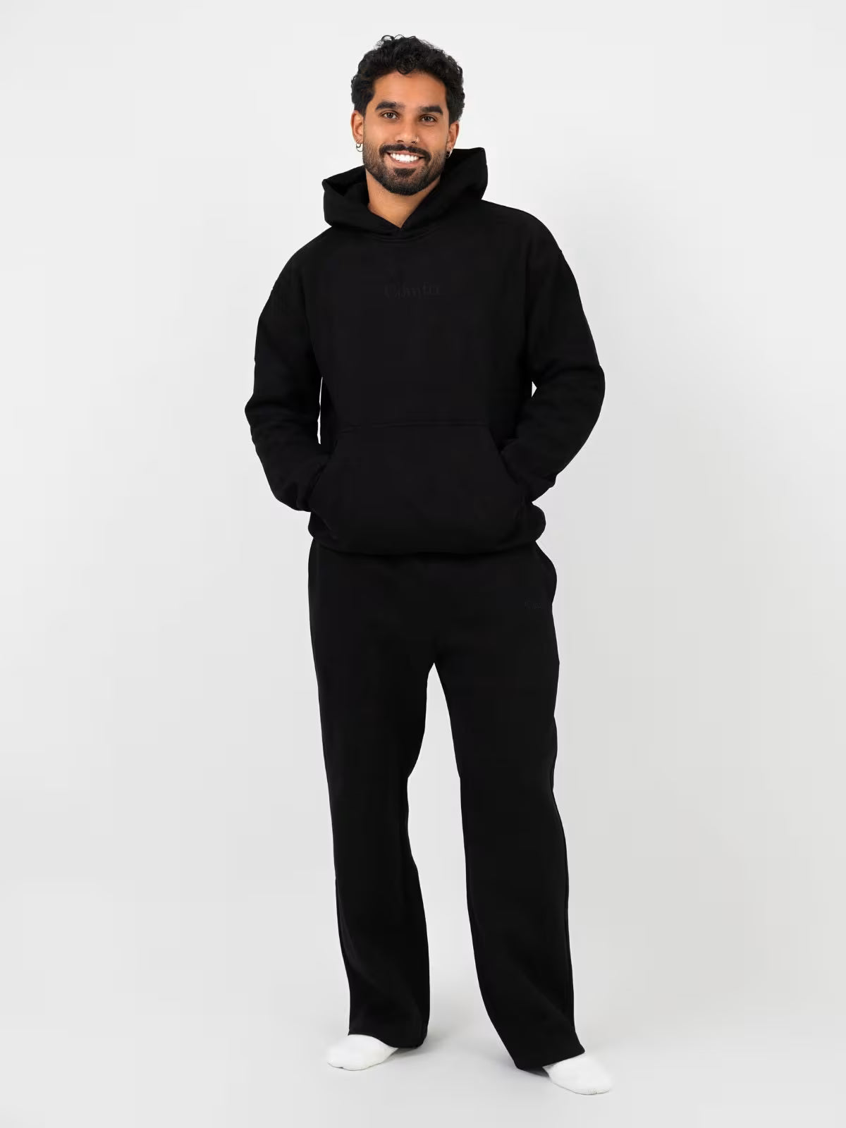 Signature Straight Leg Sweatpant