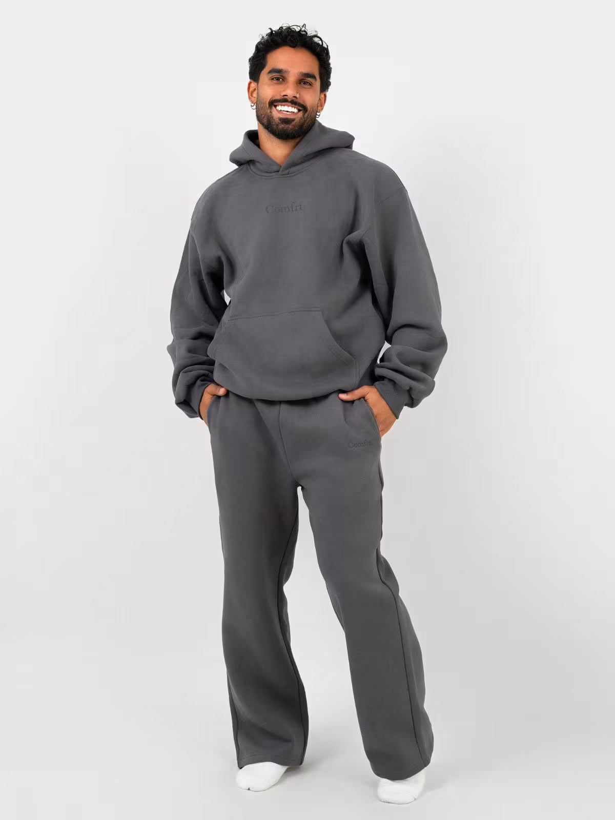 Signature Straight Leg Sweatpant