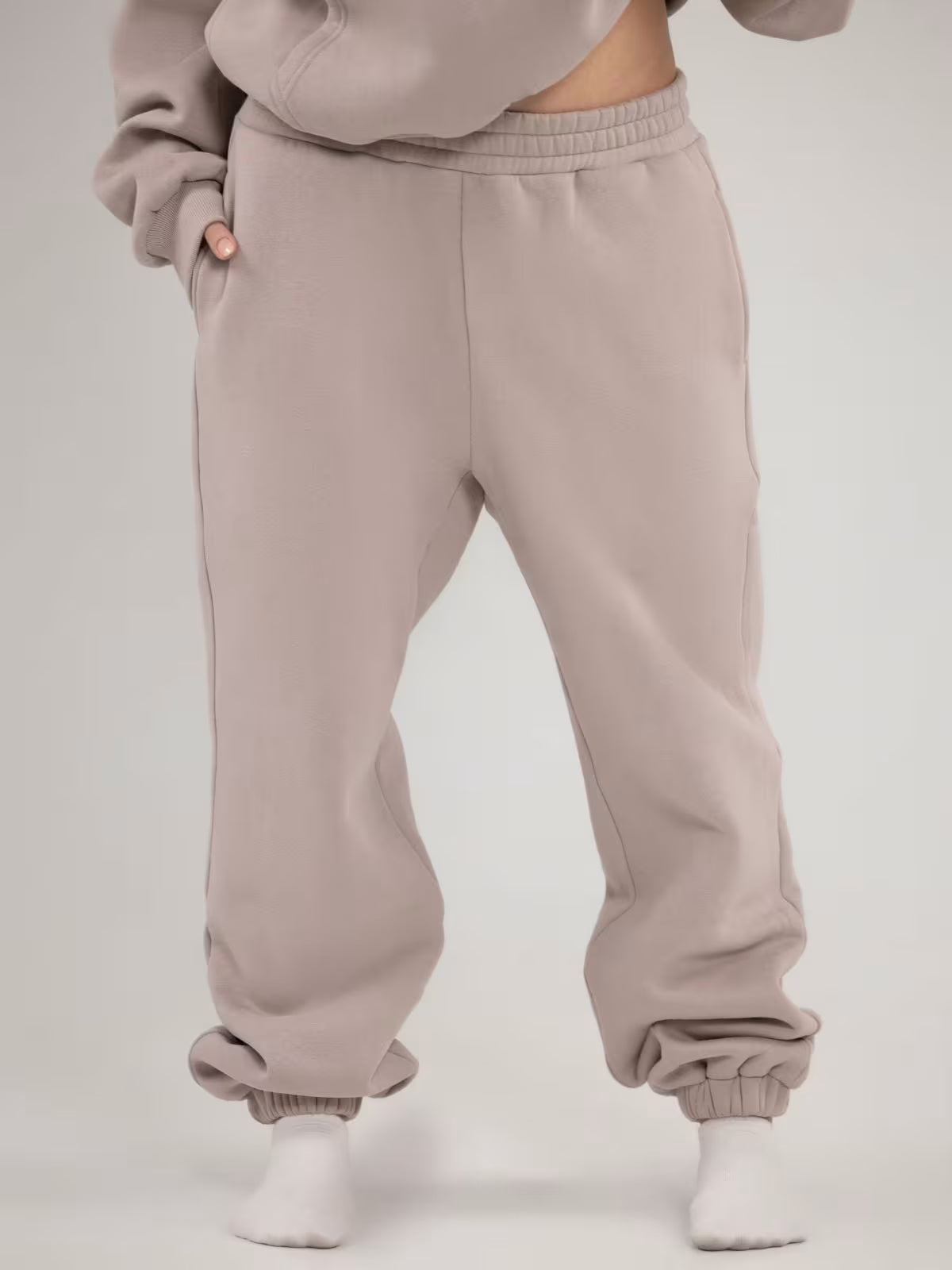 Essential Travel Sweatpants