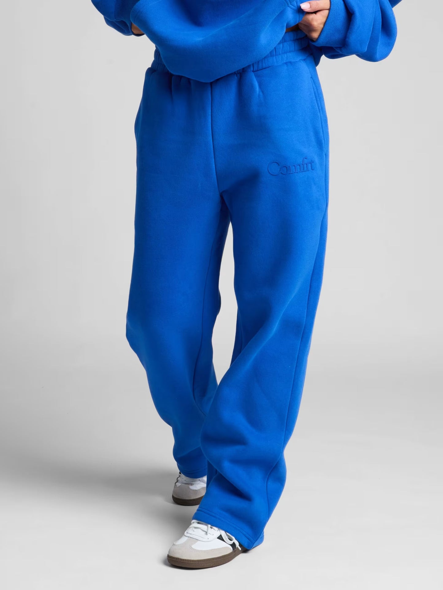 Minimalist Straight Leg Sweatpant