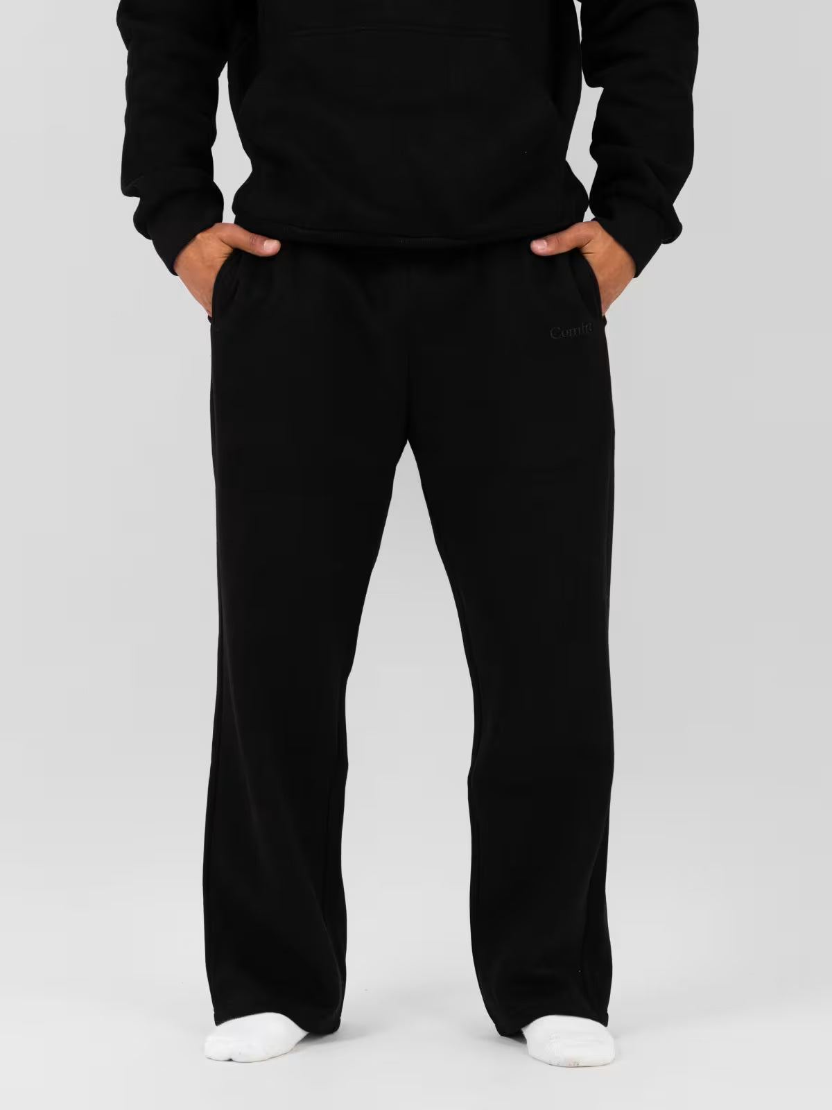 Signature Straight Leg Sweatpant