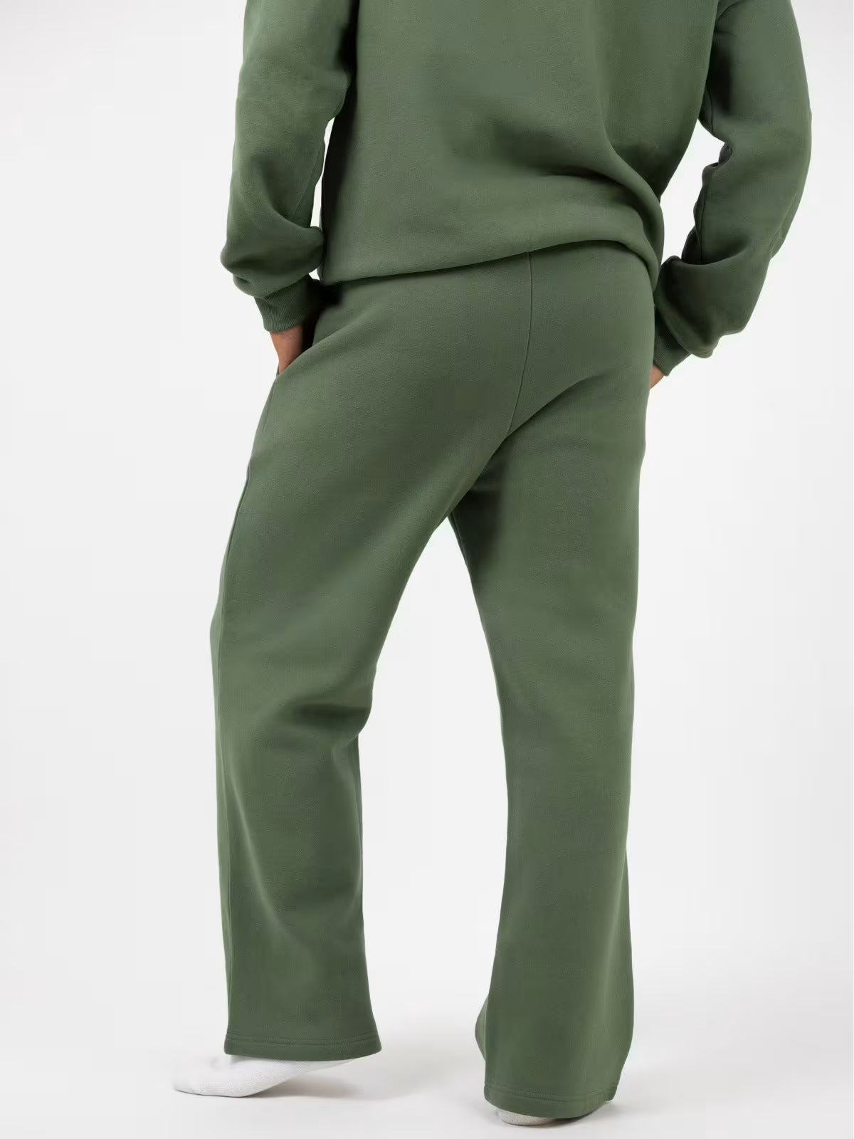 Minimalist Straight Leg Sweatpant