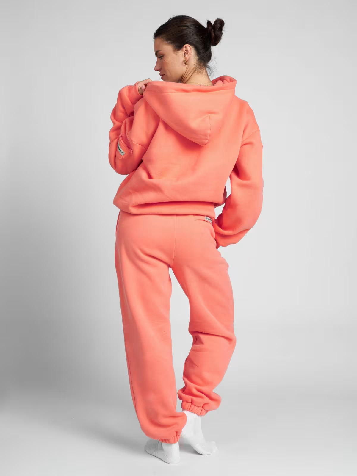 Essential Travel Sweatpants