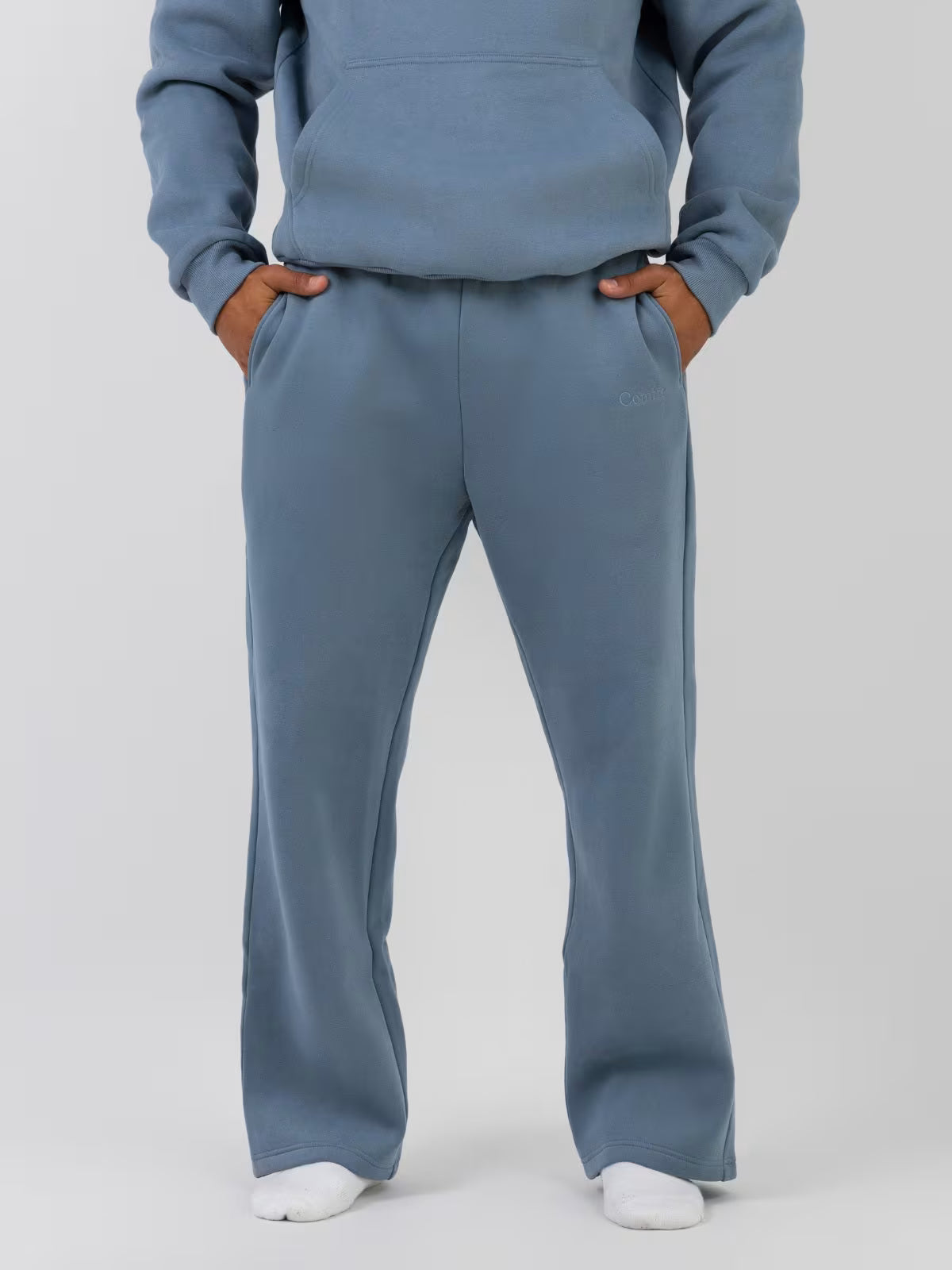 Signature Straight Leg Sweatpant