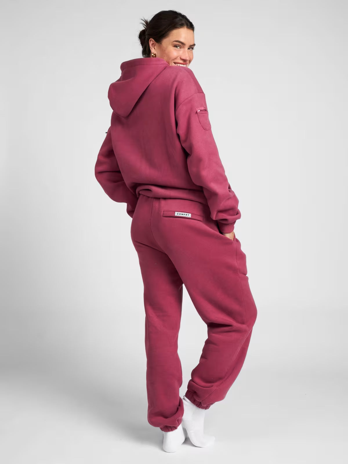 Essential Travel Sweatpants