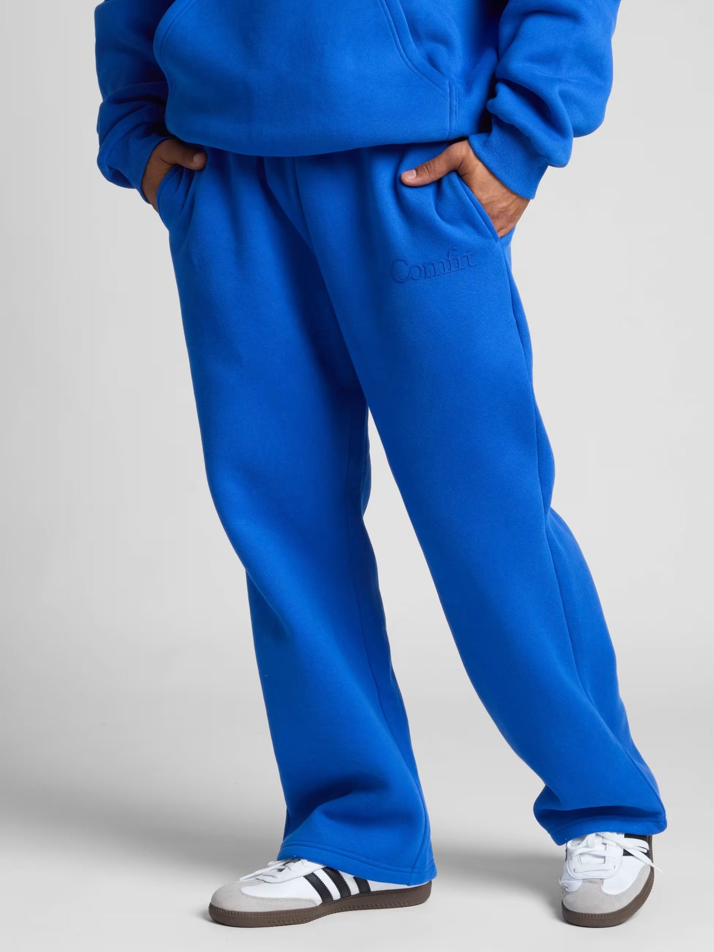 Minimalist Straight Leg Sweatpant